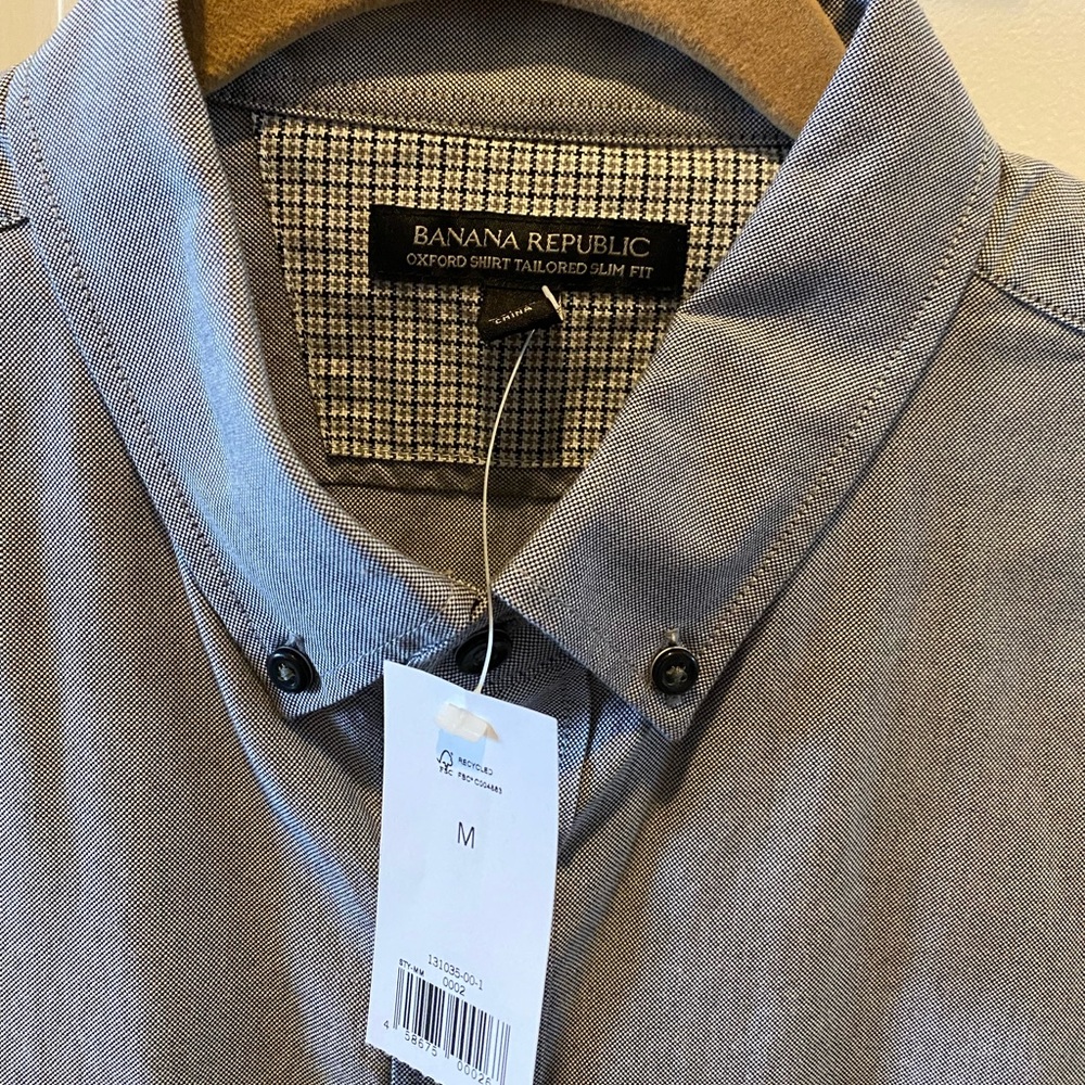 NWT Men’s Button Down Sport Shirt